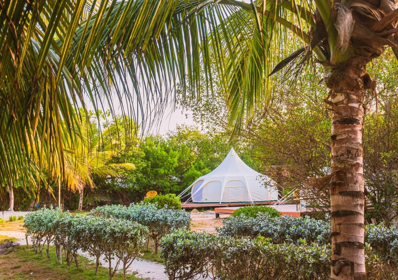 Marine Beach Club & By Tequendama Hotel